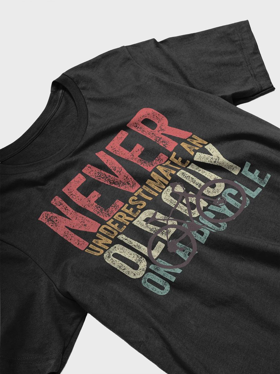 Never Underestimate An Old Guy On A Bicycle T-Shirt product image (3)