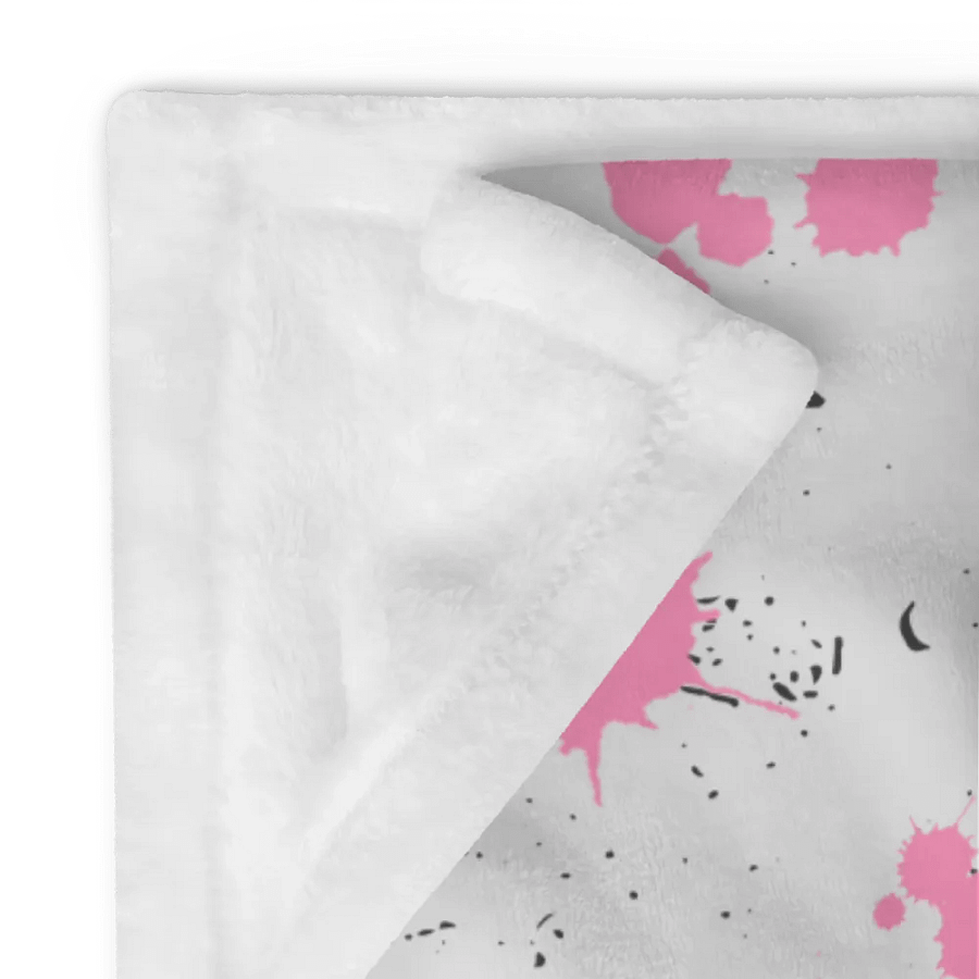 Project Gremlin Blanket product image (24)