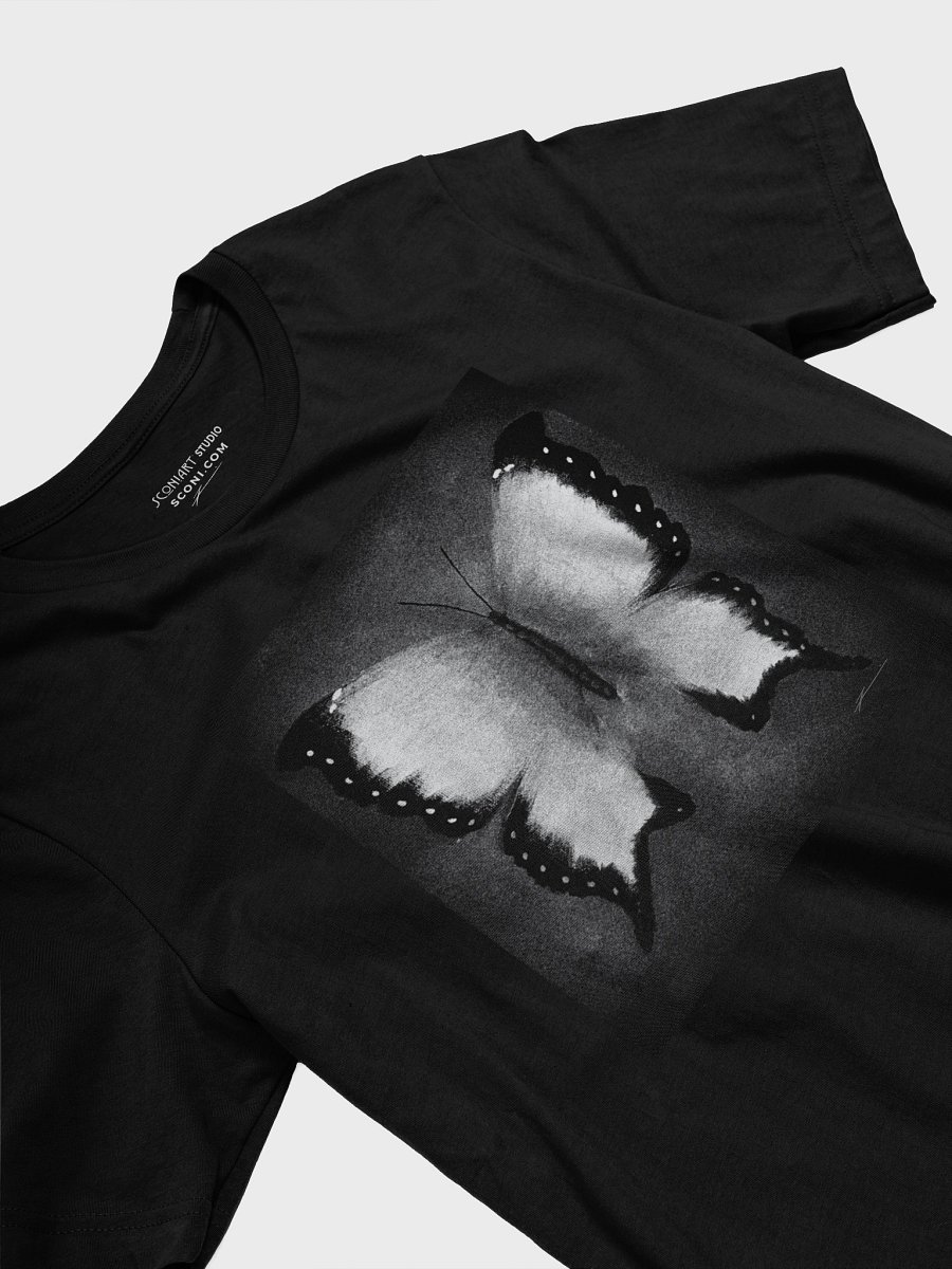 sconiArt b&w design, 'butterfly'. - unisex T-Shirt. product image (3)