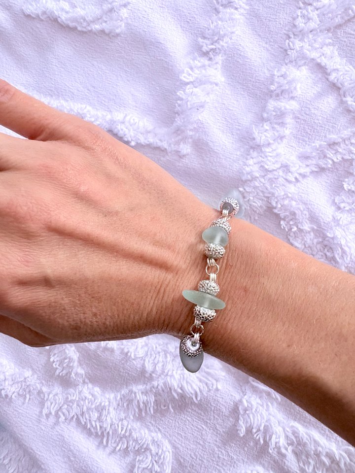 MFD-00271 | 8" Pebble Sea Glass Bracelet | Wire Wrapped Links | by Monique Faella Designs™ product image (1)