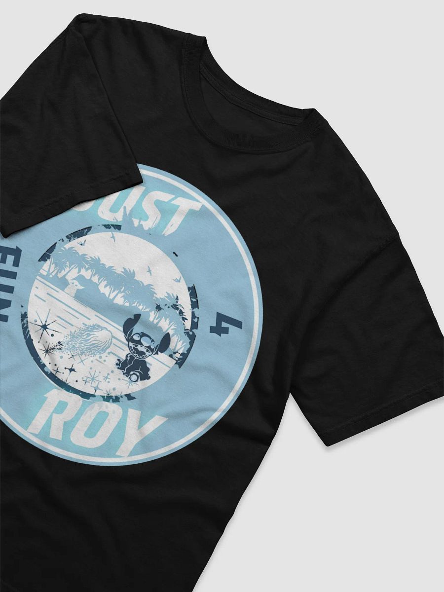Just4FunRoy: Hoe kleiner de cirkel hoe beter de mensen 🔫 T-Shirt product image (17)