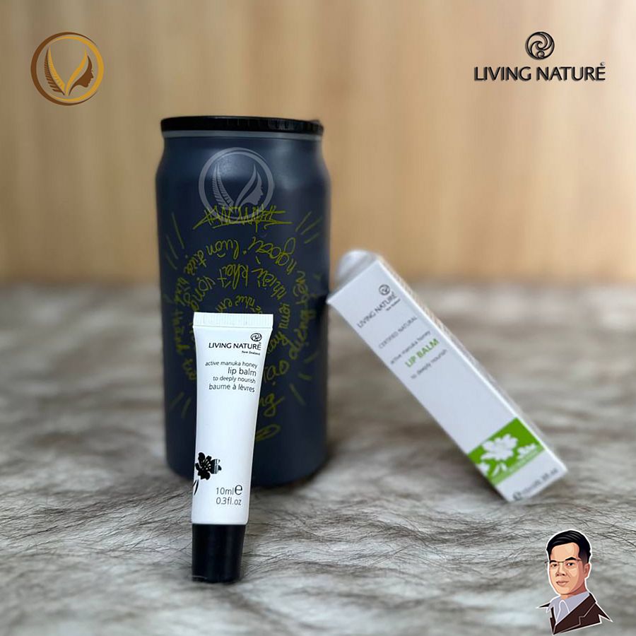 Son dưỡng môi dạng gel Living Nature Lip Balm 10ml product image (5)