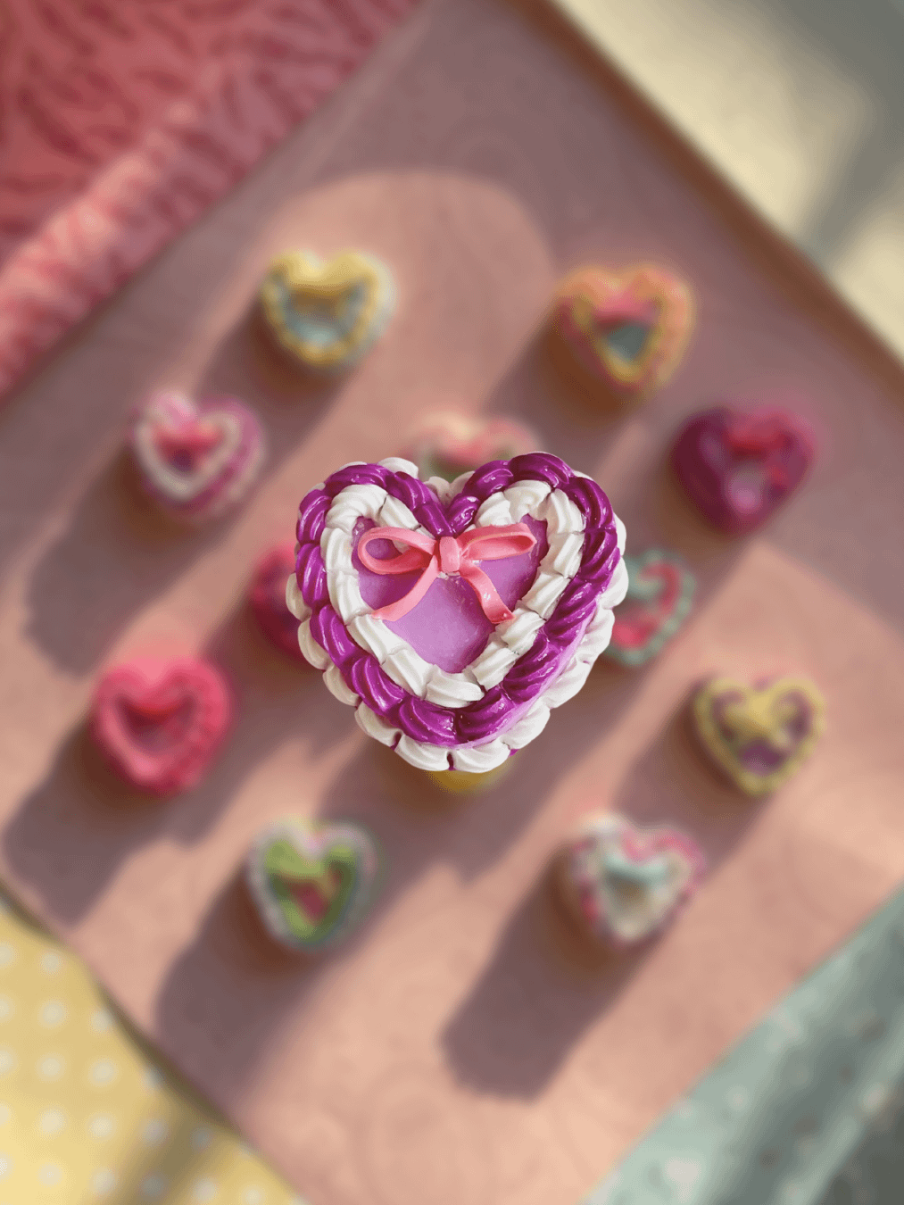 Sugar Plum Kiss - Coquette Heart Cake Keychain product image (1)