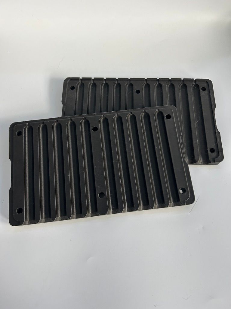32 Gauge RoundCap 10-Slot Mold (B-Stock) product image (1)