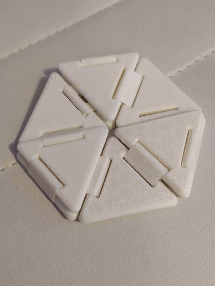 Flexigon Infinite Fidget product image (2)