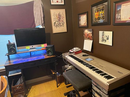 This weekend Mr and I put my new desk together! Yes there are lights under the top shelf of the monitor area. I feel so much ...