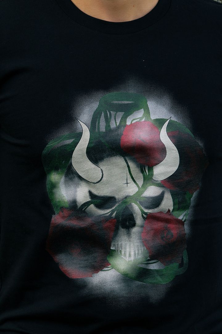 Skull and Rose T-shirt product image (1)