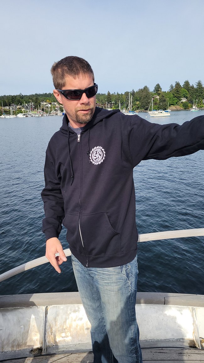 Crew Only Gear (Exclusive)