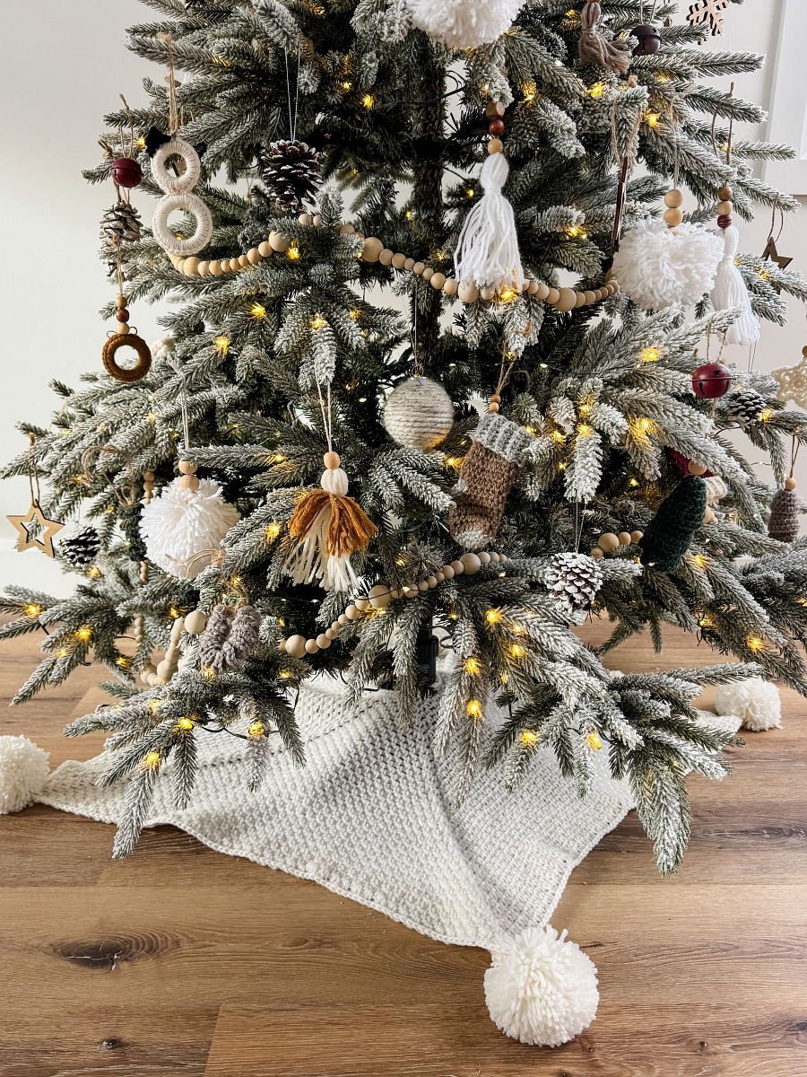 Holiday Weave Tree Skirt Crochet Pattern product image (8)