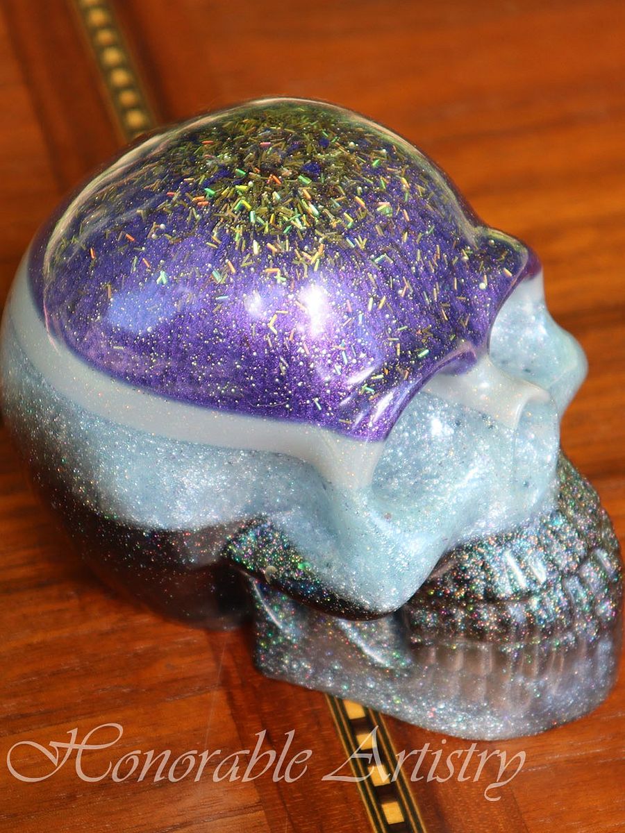 Accidental Almost Ace Flag Mix Resin Skull product image (6)
