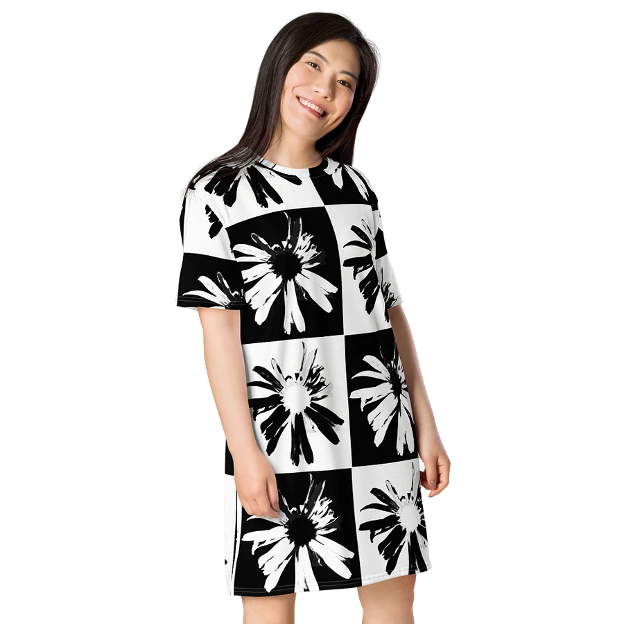 Abstract Black and White Daisy Flowers Ladies T Shirt Dress product image (10)