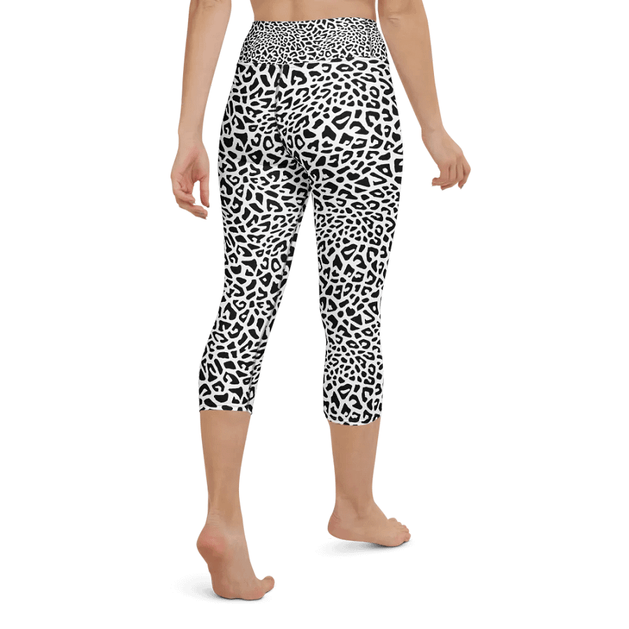 Silver Leopard Capri Leggings product image (3)