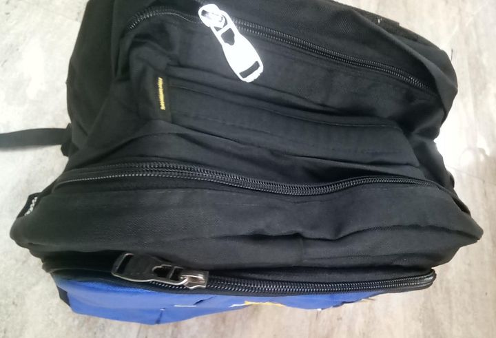school bag product image (2)