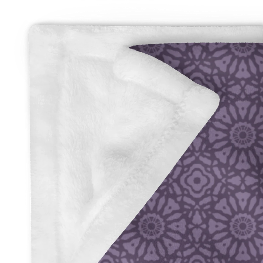 King's Crown Mauve Blanket product image (12)