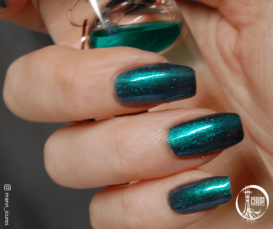 TEMPUS SERPENTIS - Shifty Blue-Green Nail Polish product image (9)
