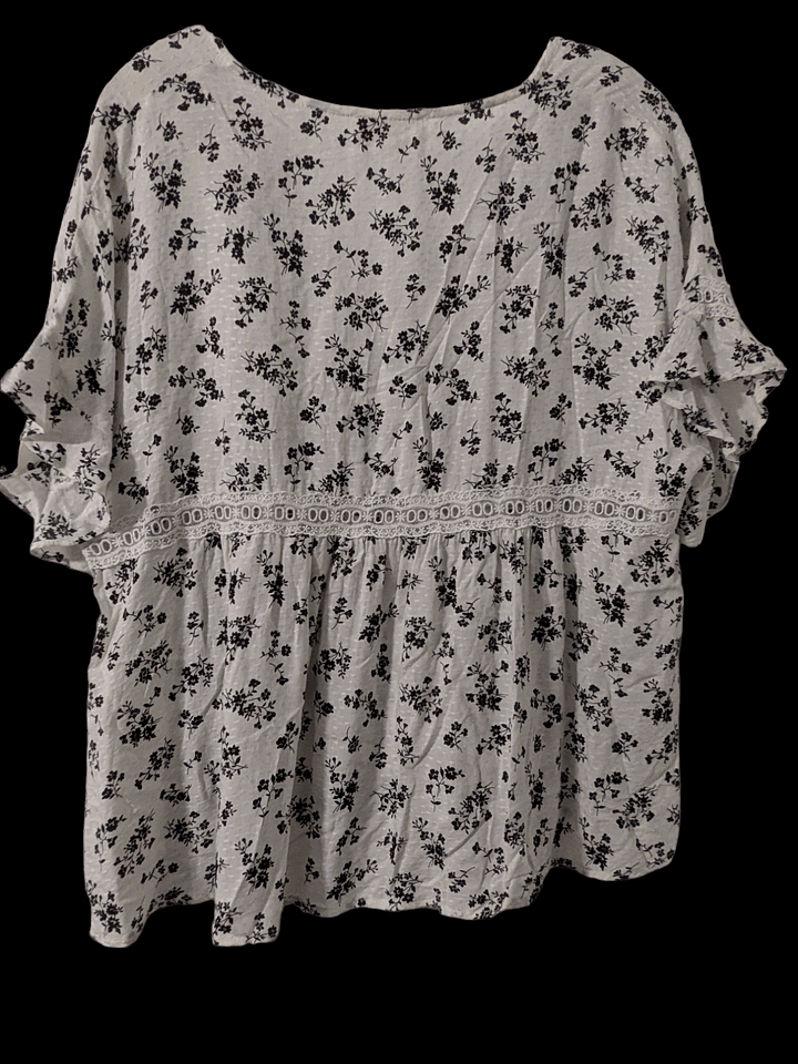 S Floral Lace Top product image (2)