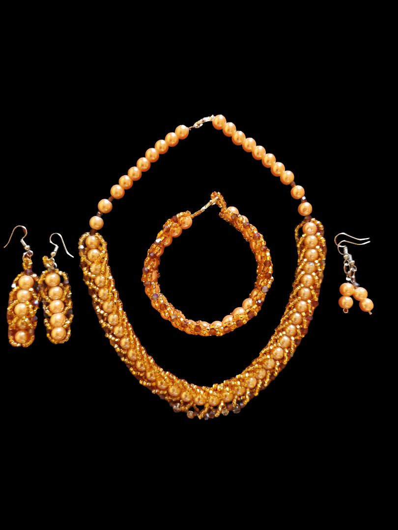Exquisite Handmade Necklace Set - Perfect For All Special Events product image (2)