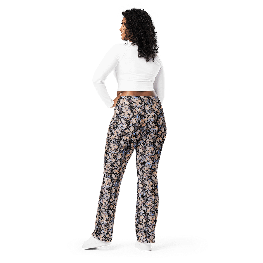 Best Snake Skin Flare Leggings product image (4)