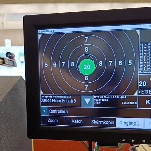 Feels pretty good to be back at the range. Air rifle, sitting, 10m. My EDS makes it impossible for me to shoot in standing po...