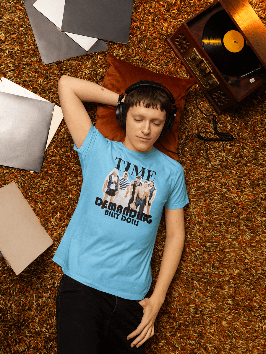 Demanding Billy Dolls T-Shirt product image (69)