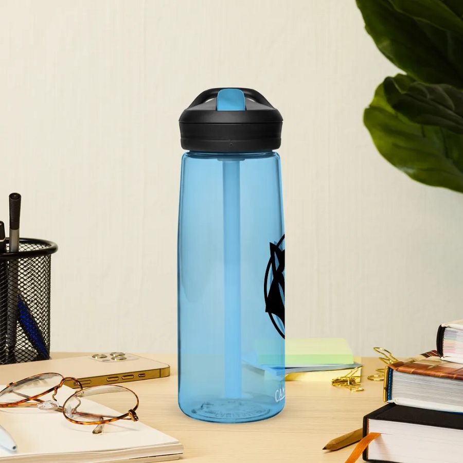 Minimalist Logo Camelbak product image (10)