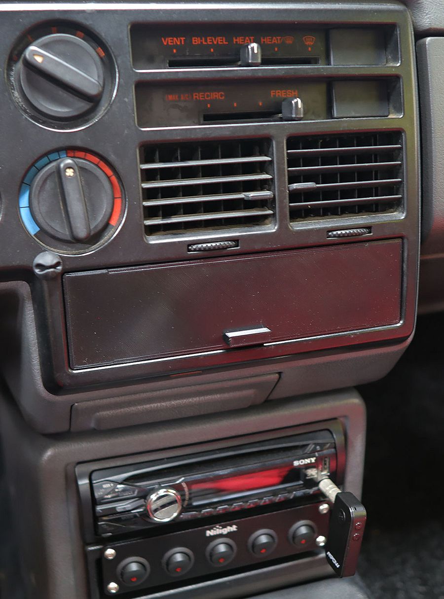 86-93 Mazda B2200/B2000 Dashboard Drawer product image (4)