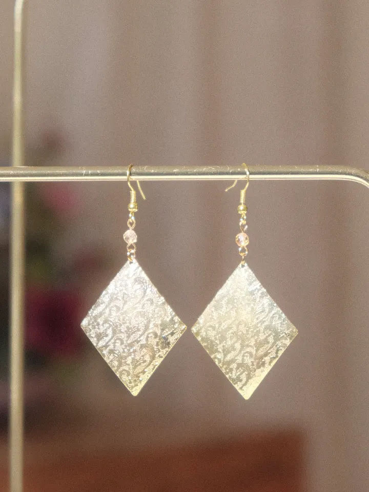 Golden diamond - Citrine earrings product image (1)
