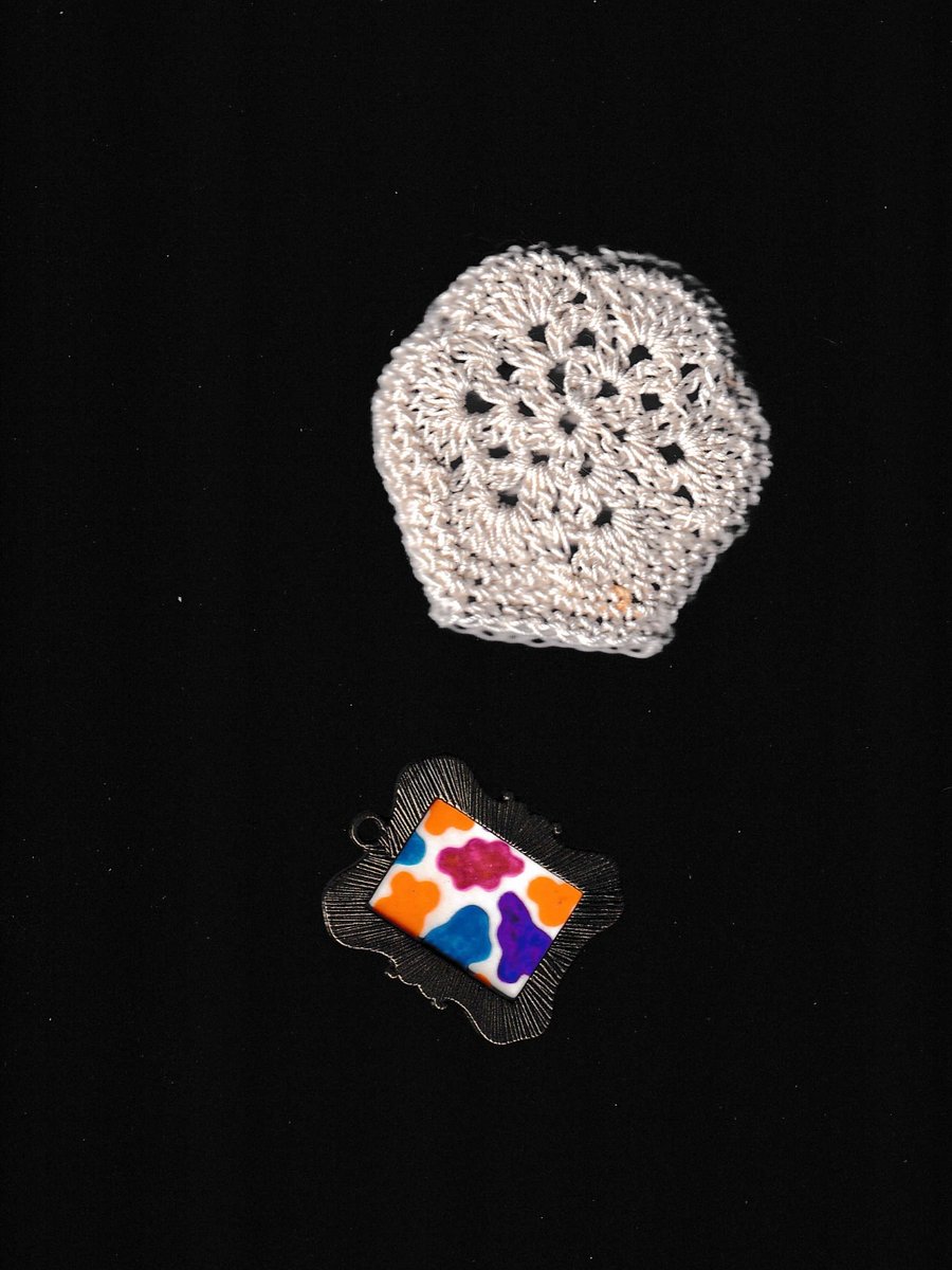 Protector pendant product image (4)