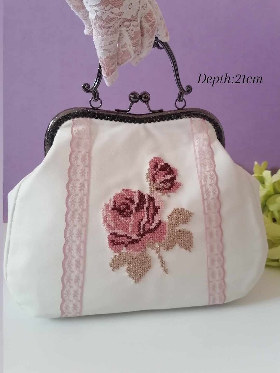 White leather bag product image (4)