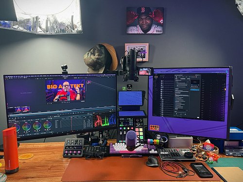 Rearranged the studio space a bit. Added lighting control and the Speed Editor and move the RCP to the center again. 

Never ...