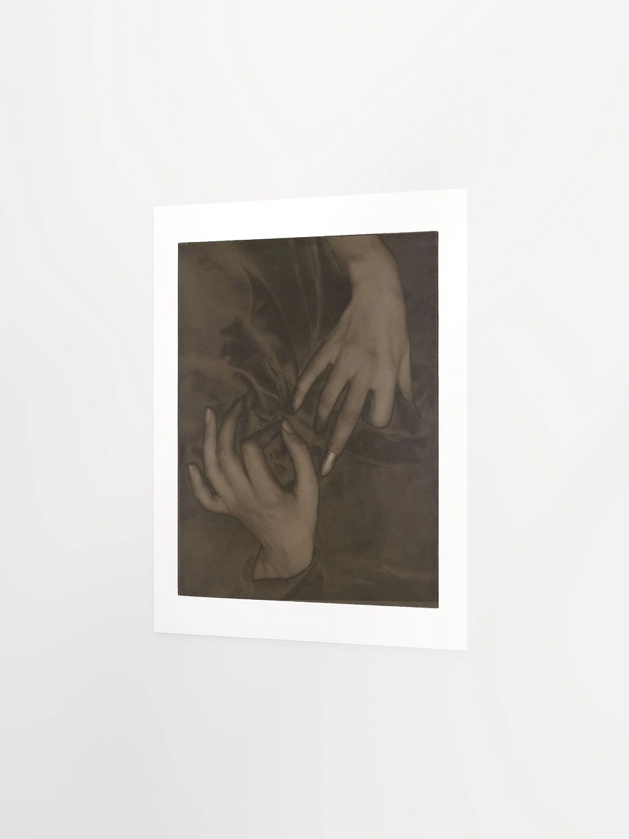 Georgia O’Keeffe - Hands and Thimble By Alfred Stieglitz (1919) - Print product image (2)