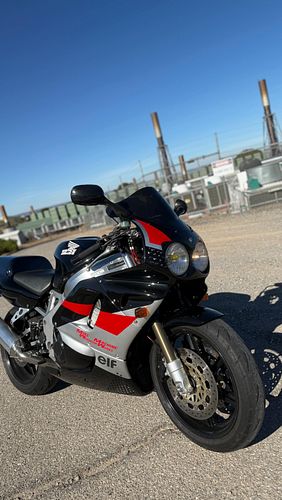 900RR idle ASMR

#cbr900rr #fireblade #fcr39 #iconicmotorbikes