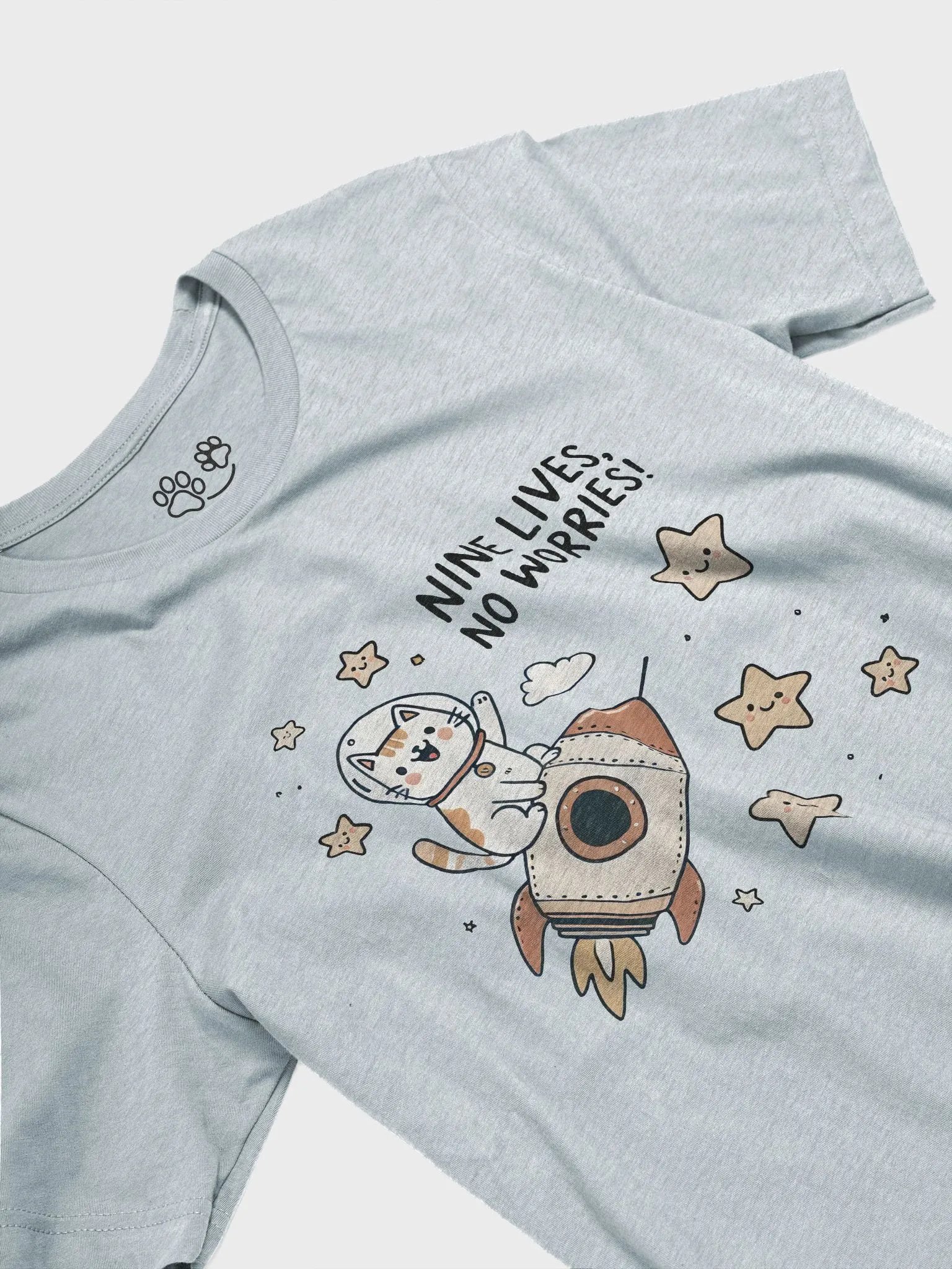 Nine lives, no worries t-shirt 1 product image (4)