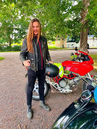 LOVELY day 🏍️ with DAD. 
♥️
#motorcycle #ducati #harleydavidsonmotorcycles #scandinavia #daddyandson
