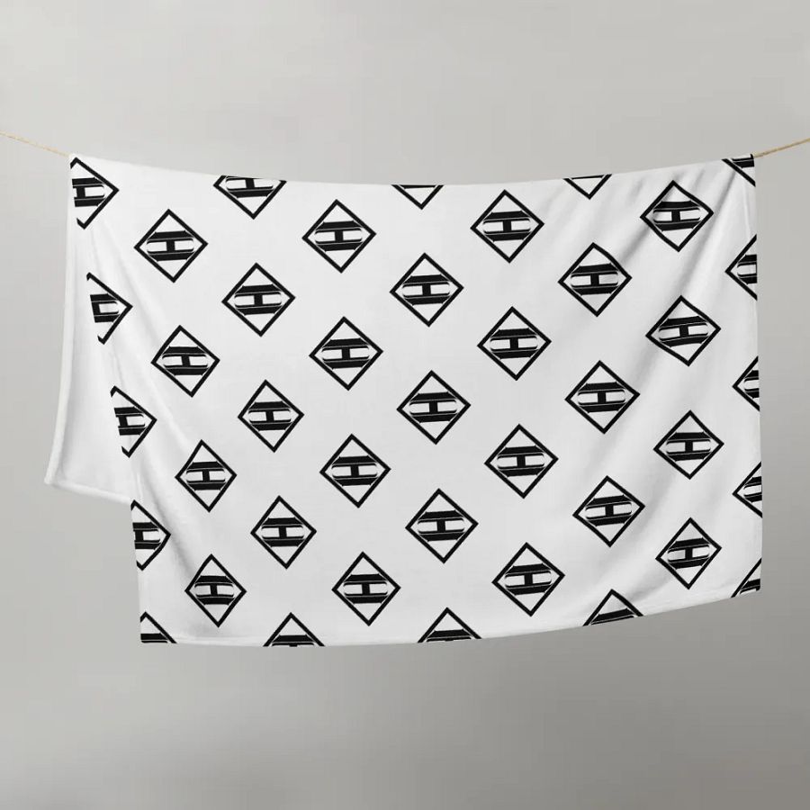 Halocene Throw Blanket product image (9)