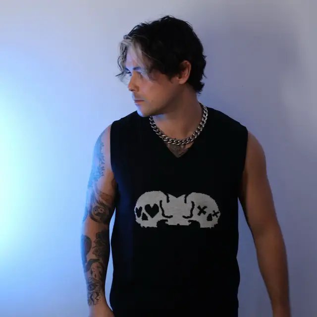 @JulianGK   #poppunk #demolitionlovers #clothingbrand #london #uk #emo 
