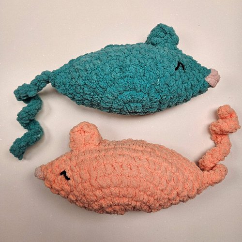 I've been having fun making these cute little no-sew mice - you can make your own by following along with my newest YouTube v...
