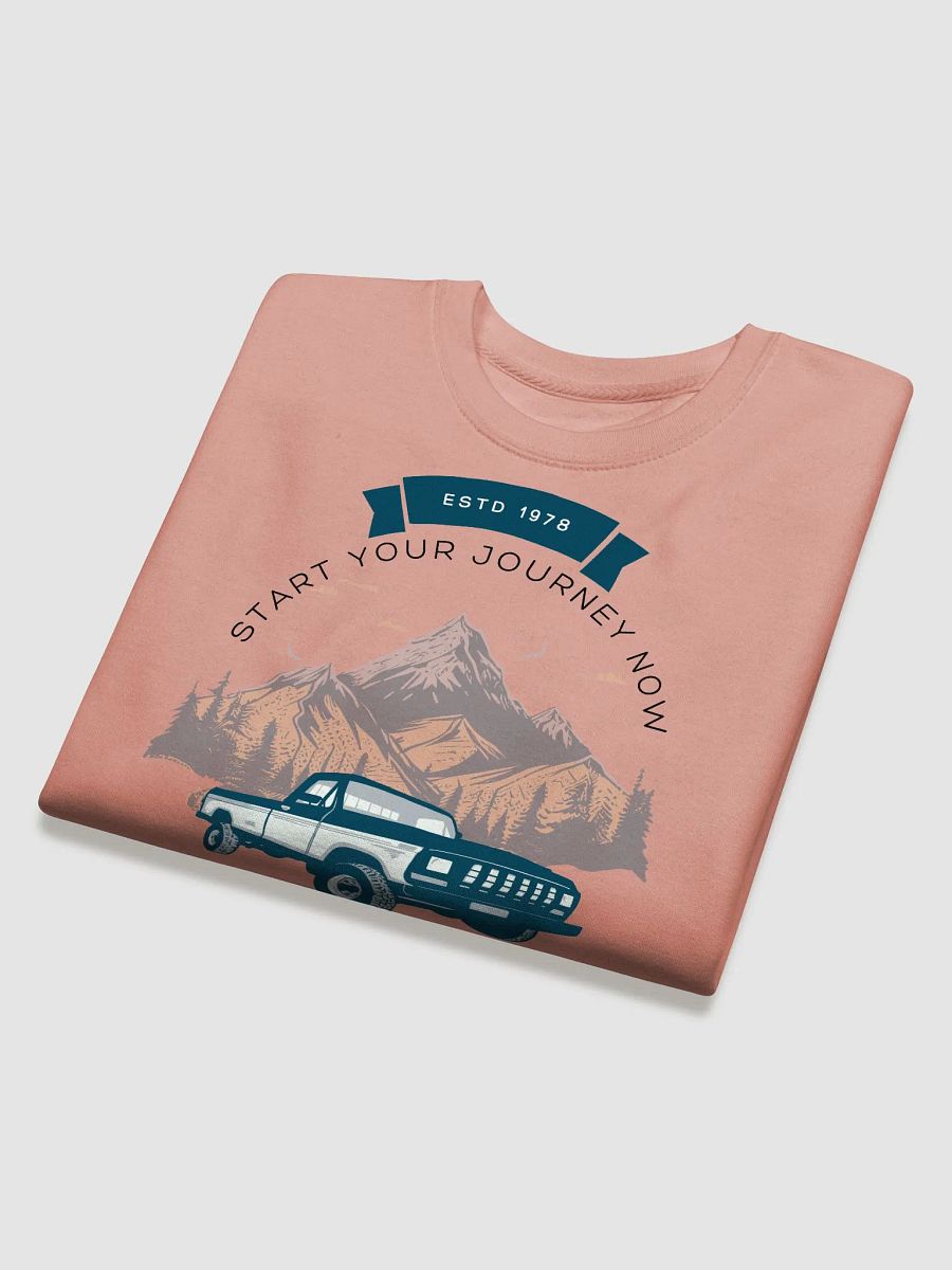 ADVENTURE AWAITS SWEATSHIRT product image (8)