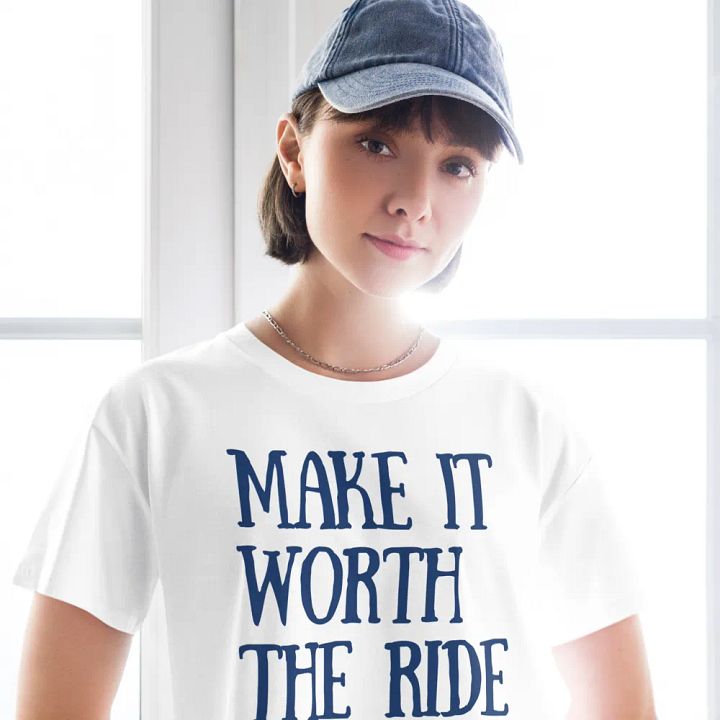 Make it worth the ride Women's Crop Top product image (2)