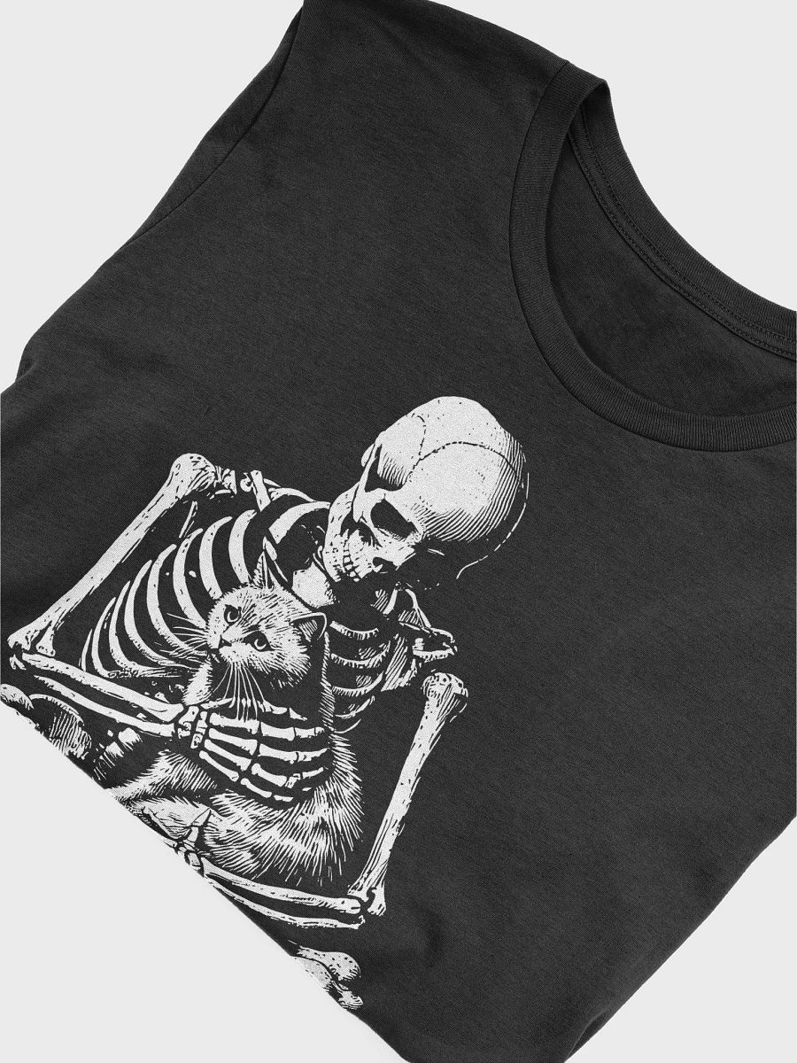 Skeleton Hugging Cat Gothic Graphic Unisex T-Shirt product image (2)