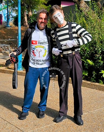 Ben The SeaWorld Mime! #benthemime #seaworldmime #seaworldorlando
