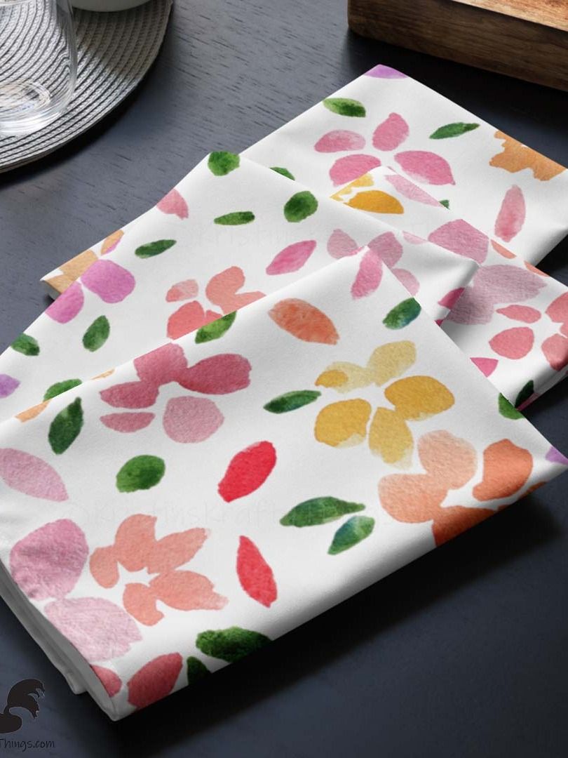 Spring Flowers on White Cloth Napkin Set of 4 product image (6)