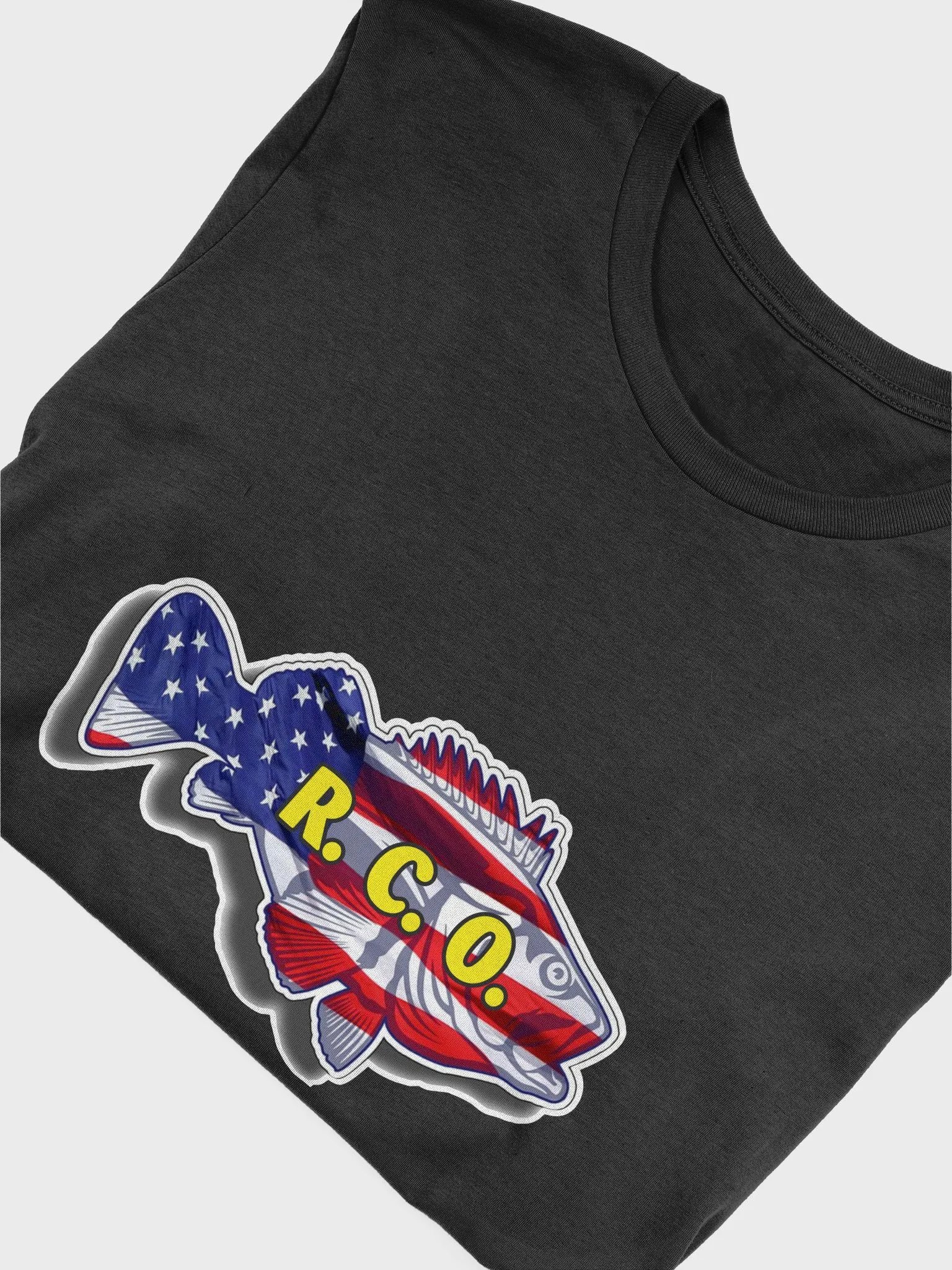 Patriotic Fish Flag Tee product image (20)