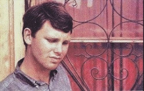𝙹𝚒𝚖 🌹♥️

#hyacinthhouse #theamericanpoet #thedoors #thedoorsfans #thedoorsart #thedoorsclassic #thedoorsband #thedoorsforever...
