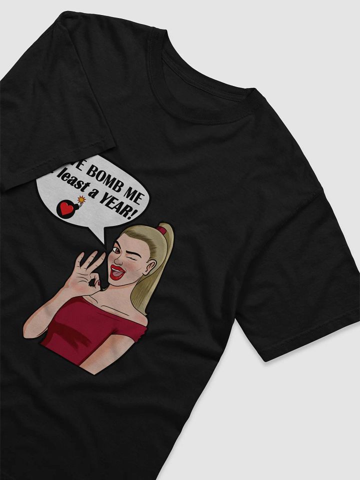 Love Bomb Me - looser fit t-shirt product image (2)