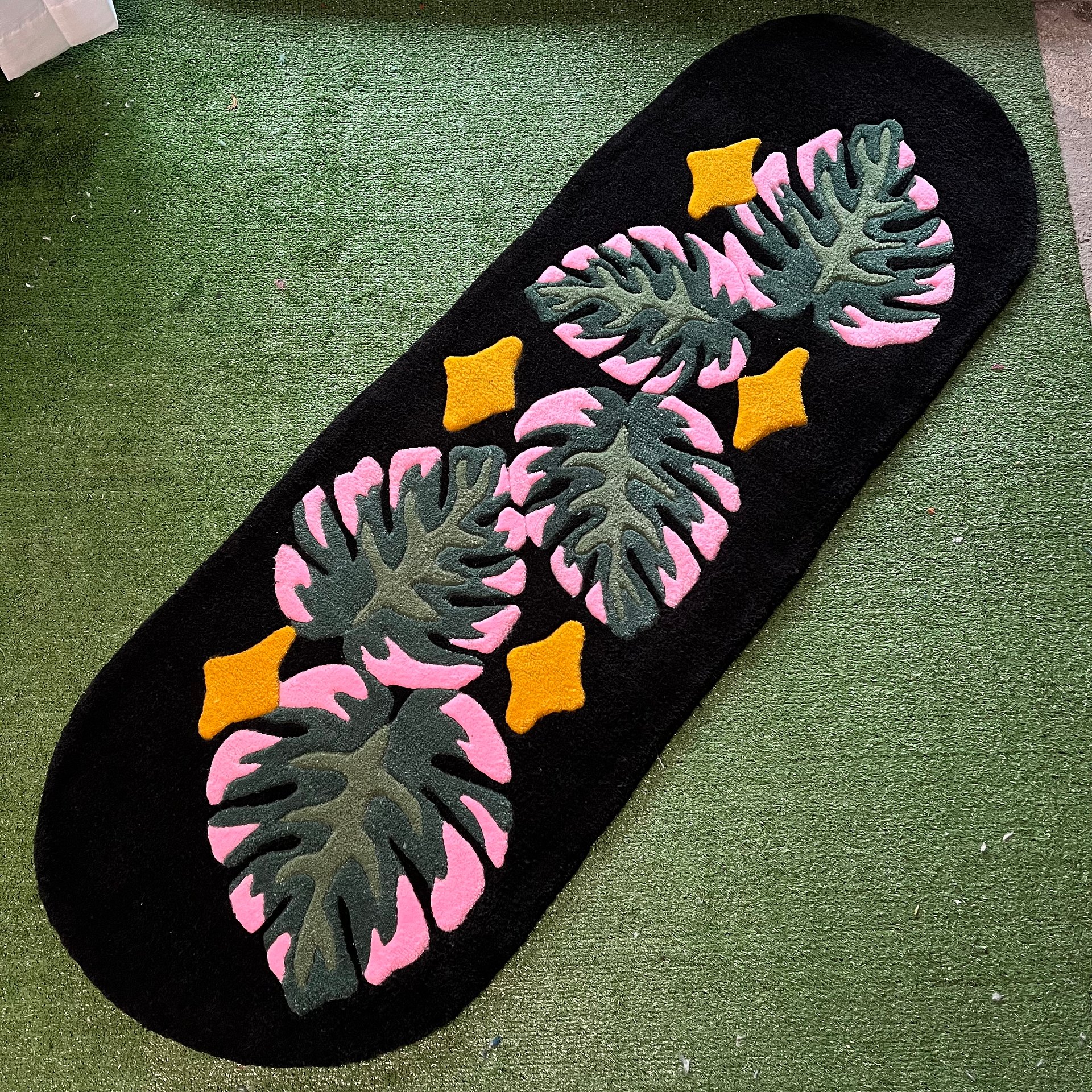 Black & Pink Monstera Leaf Runner Rug product image (1)
