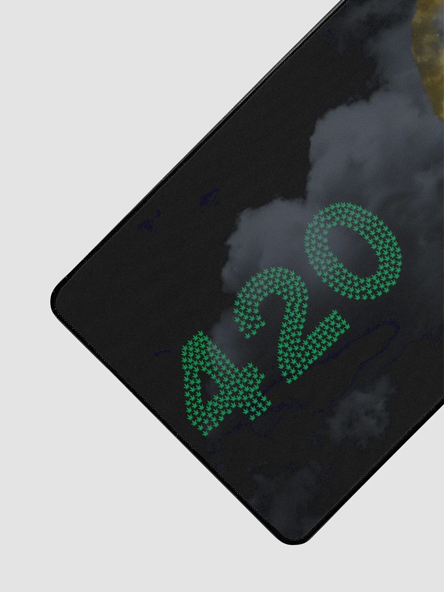420 Desk Mat 31.5