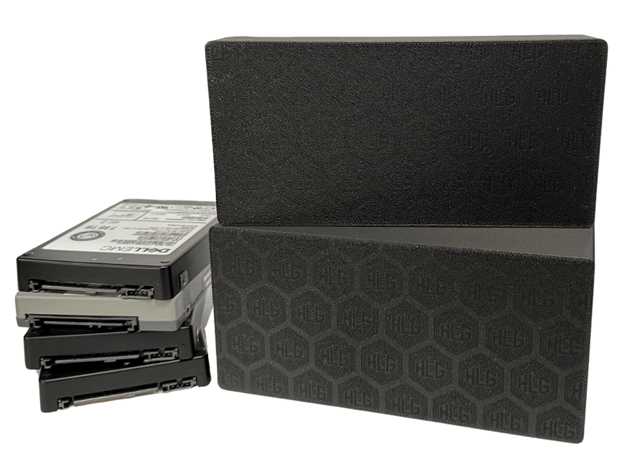 8x 2.5" Enterprise SAS SSD Container product image (8)