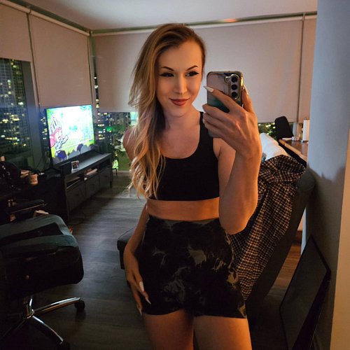 Workout Day 1256: Was a nice night for yoga. Really helped de-stress! 🥰