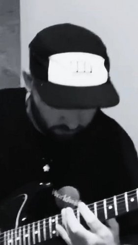 TOM on guitar 🎸